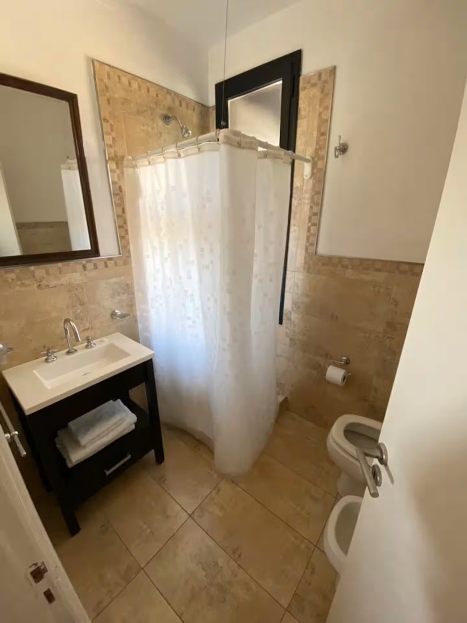 Hermoso departamento en complejo residencial - imagen 6